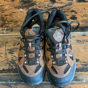 ECCO Women’s  Brown and Black Hiking Shoes Size 39